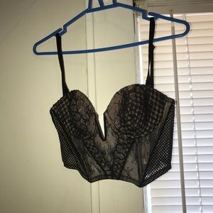 VICTORIAS SECRET BLACK BUSTIER (32C)